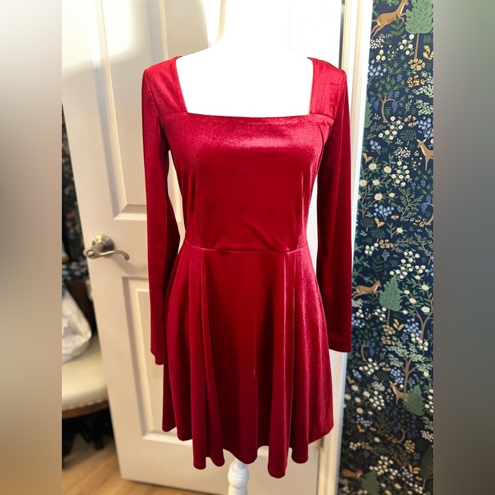 Copper Key Red Velvet Long Sleeve Dress
